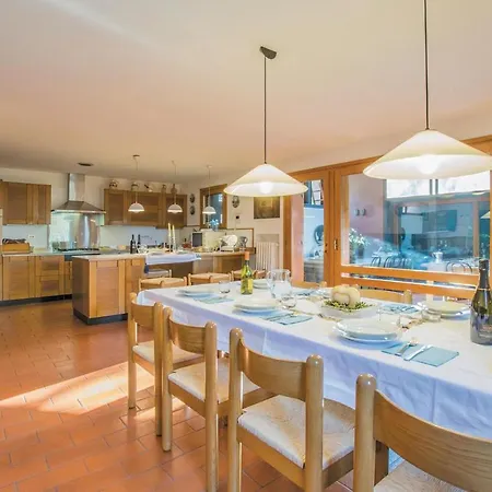 Cavedon Holiday home